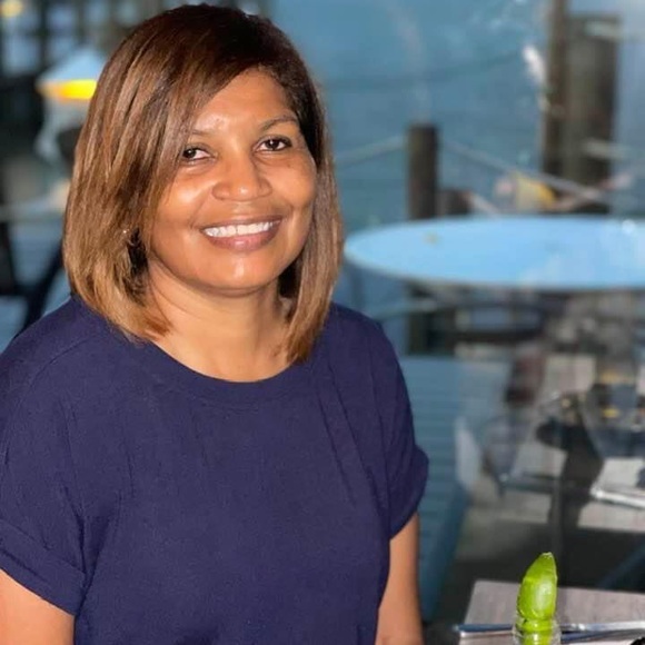 Meet your Posher, Joyce - Picture 1 of 1